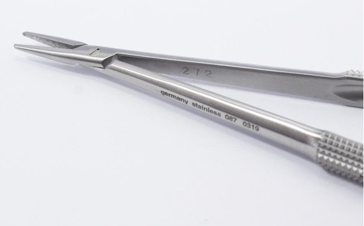 CASTRO VIEJO NEEDLE HOLDER HU-FRIEDY