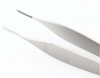 PINZA PERMASHARP ADSON CON DIENTES (12CM) HU-FRIEDY